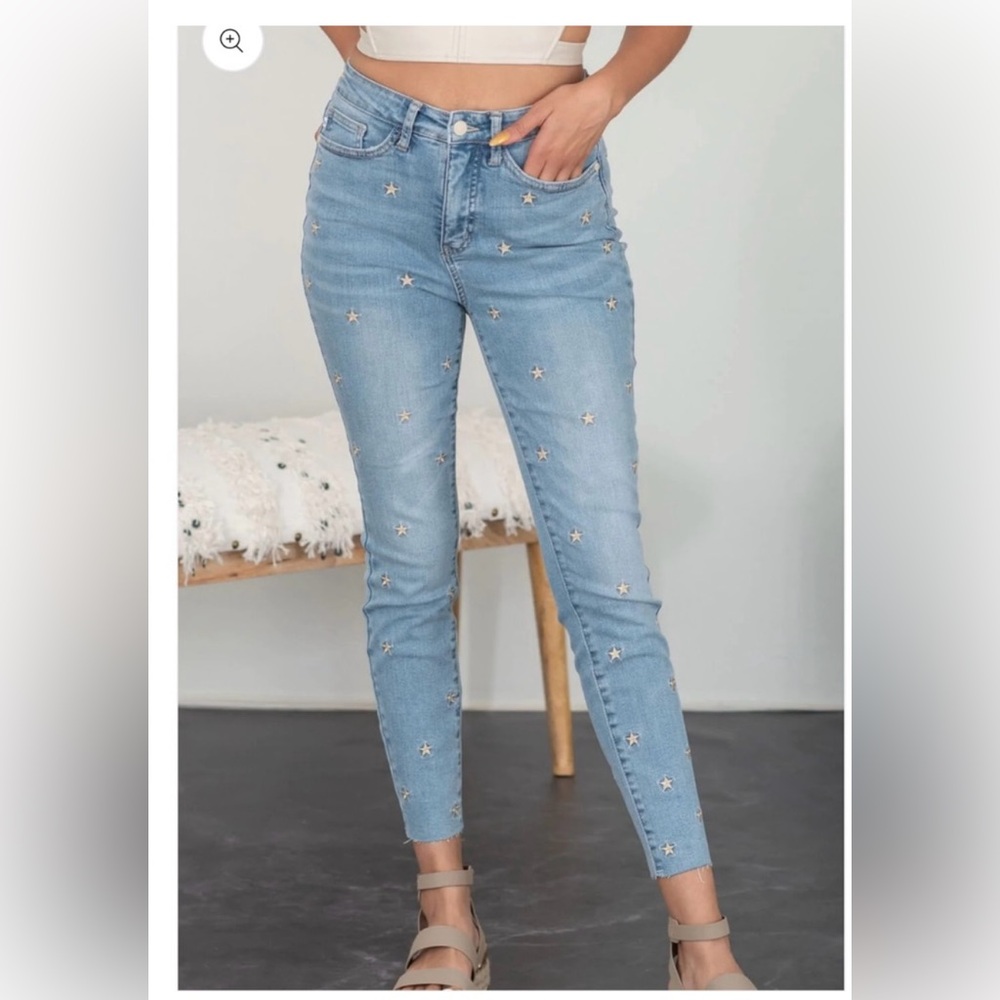 Judy Blue High Rise Light Blue Star Jeans
